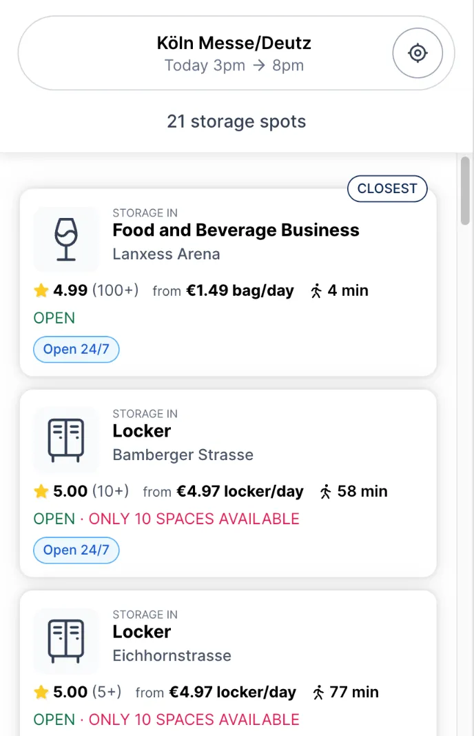 Stasher-Suche am Bahnhof Köln Messe/Deutz: nächster Treffer Food and Beverage Business Lanxess Arena, 4 Minuten, rund um die Uhr; danach nur Schließfach-Automaten 58 und 77 Minuten entfernt